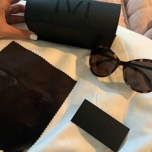 IVI Sunglasses - Daggerwing, tortoise shell